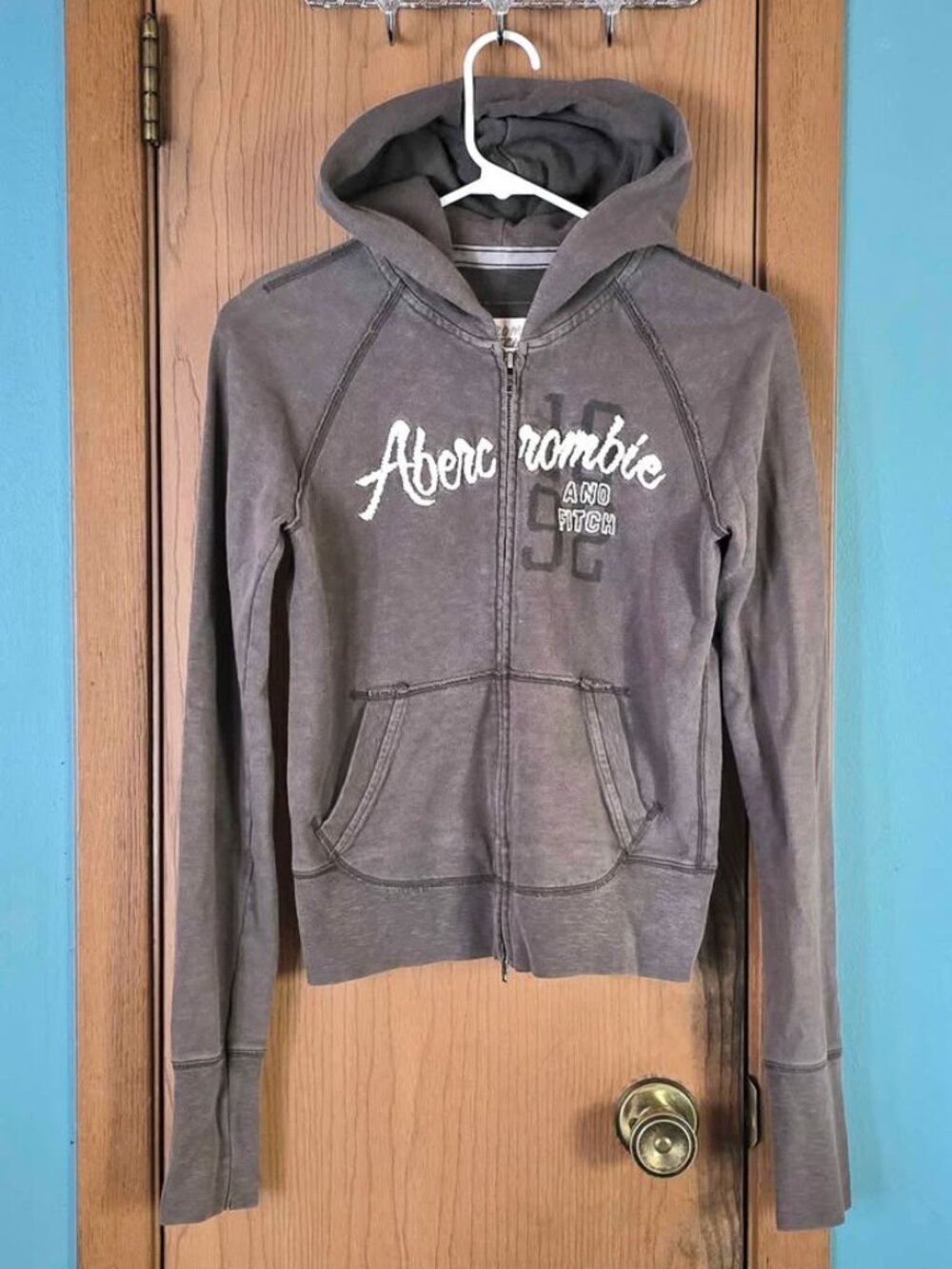 Size Medium Abercrombie & Fitch Zip Up Hoodie with Pockets